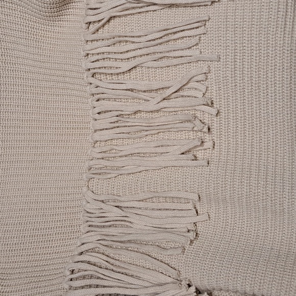 Andrea jovine cropped bk Cardigan...medium. - Picture 2 of 5